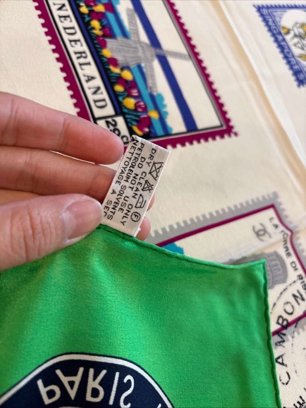 Chanel Scarf Stamps 100% Silk made in Italy - Picture 8 of 10